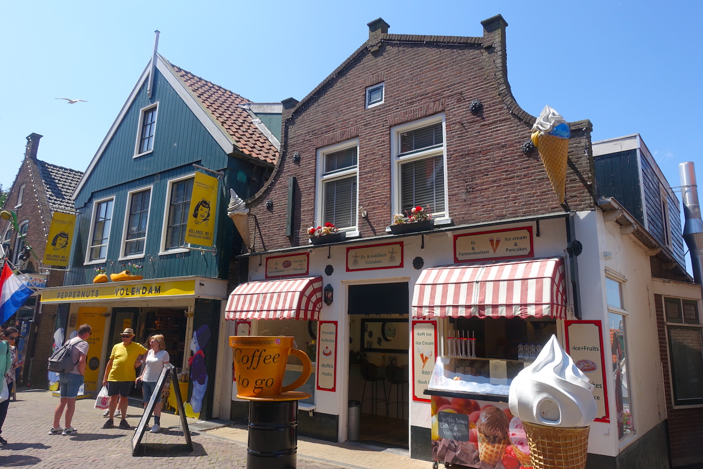 Ice cream and coffe shop in Volendam